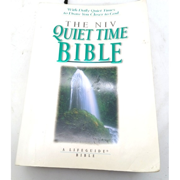 NIV Quiet Time Bible New International Version A Life guide Bible Study Daily - Picture 2 of 8